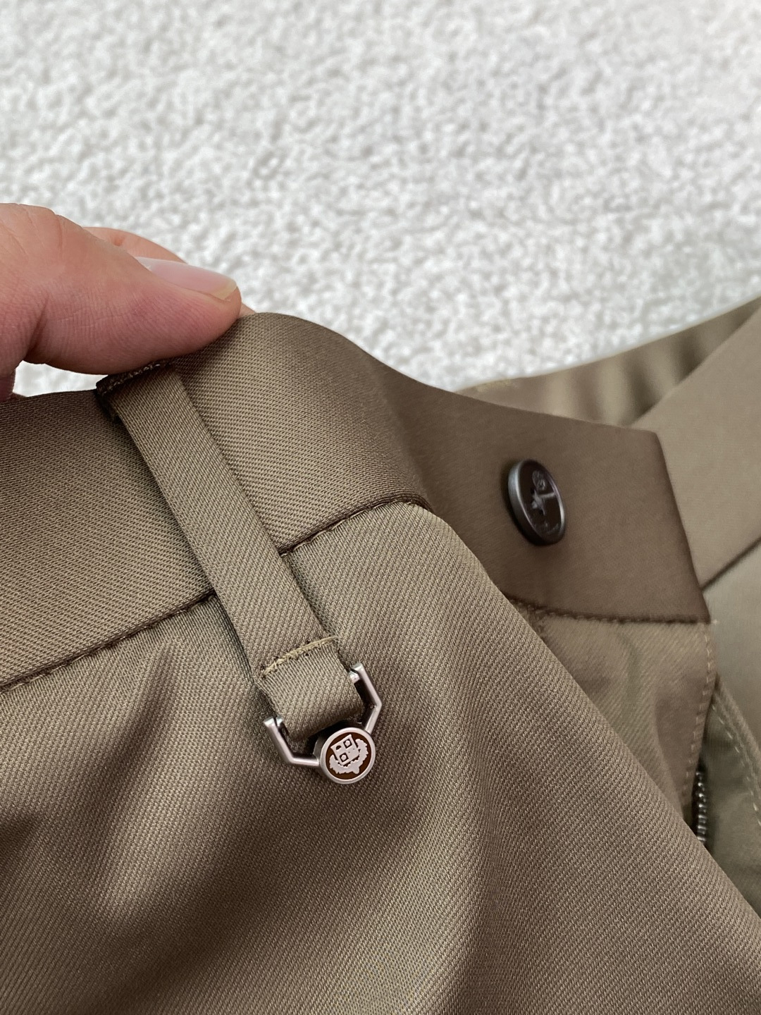 Loro Piana 2026夏季新款男士休闲西裤✨ 核心亮点• 品牌与产地：意大利制造，是Loro P