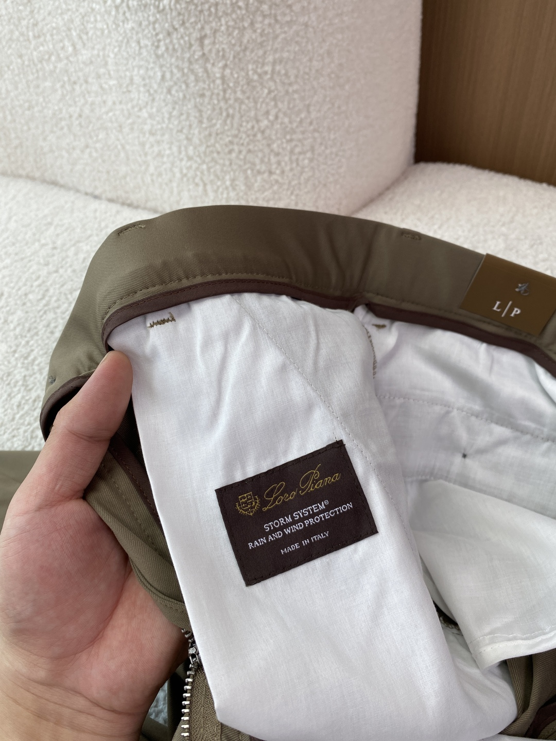 Loro Piana 2026夏季新款男士休闲西裤✨ 核心亮点• 品牌与产地：意大利制造，是Loro P