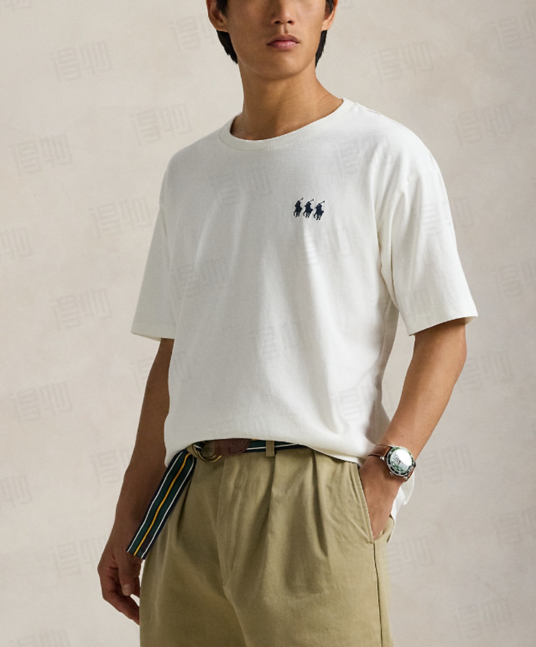 NO:903730,Official website model upper body picture,,19860909官网模特上身图,,,Women's clothing