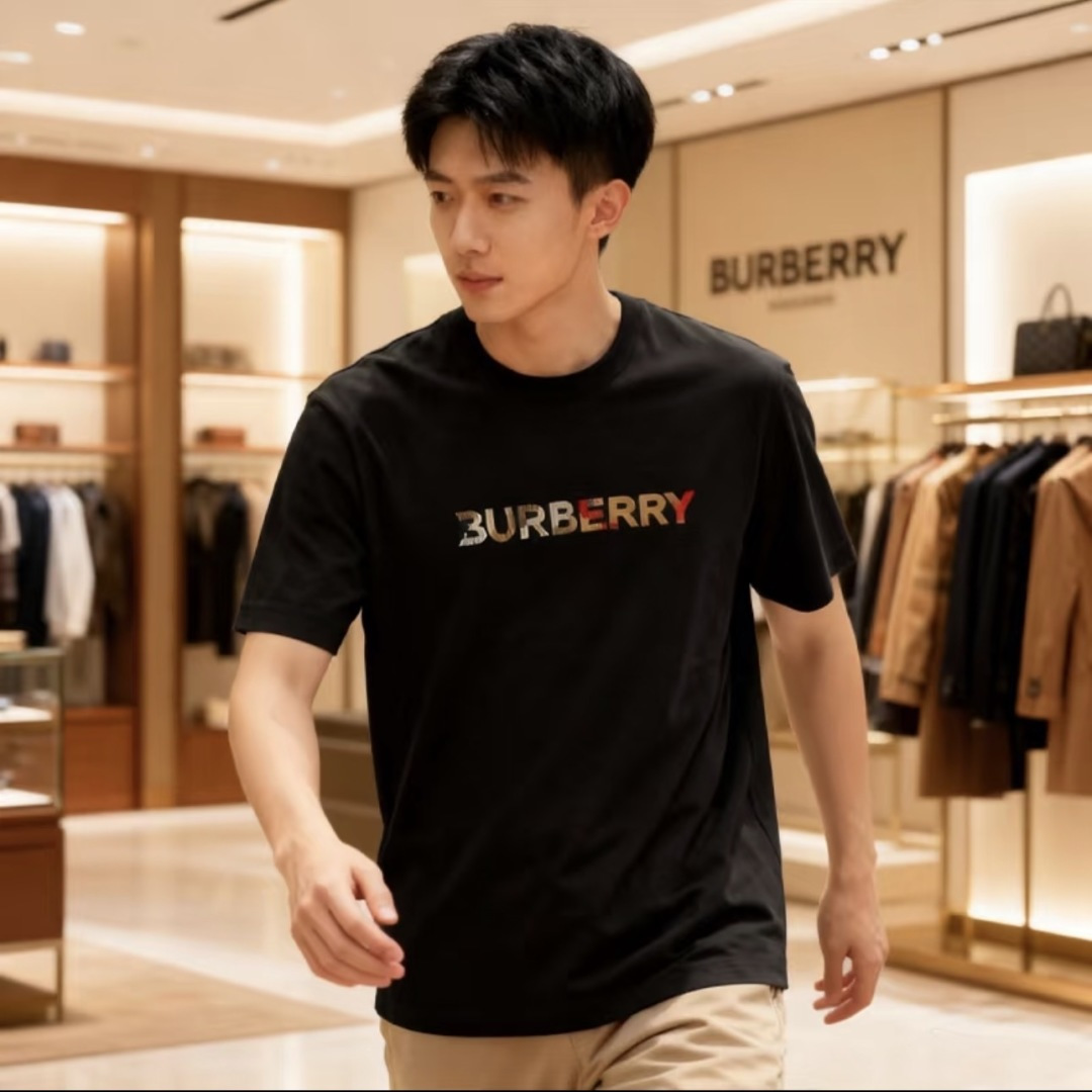 NO:833842,Basic model with a round neck and loose shoulder design, the same style for men and women, regardless of body shape. It can be worn alone to create a casual style, or can be worn as an inner layer to suit a variety of scenarios.,,19860909圆领基础款,宽松落肩版型,男女同款,不挑身材,既能单穿打造随性风格,也可作为内搭叠穿,适配多种场景.,,,Women's clothing