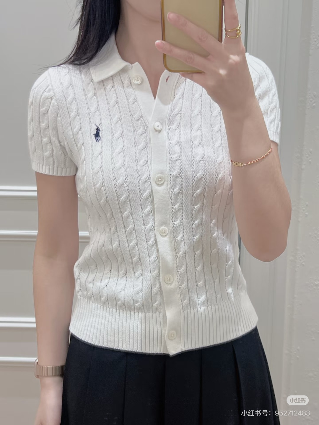 NO:833877,The college style style is paired with a pleated skirt/straight jeans + loafers/white shoes to create an American retro college style; For daily casual wear, pair it with high-waisted casual pants/shorts + canvas shoes, suitable for commuting, traveling and other scenarios;,,loafers,skirts,shorts,jeans,19860909学院风造型搭配百褶裙/直筒牛仔裤+乐福鞋/小白鞋,打造美式复古学院风； 日常休闲搭配高腰休闲裤/短裤+帆布鞋,适配通勤、出游等多场景；,,loafers,skirts,shorts,jeans,,Women's clothing