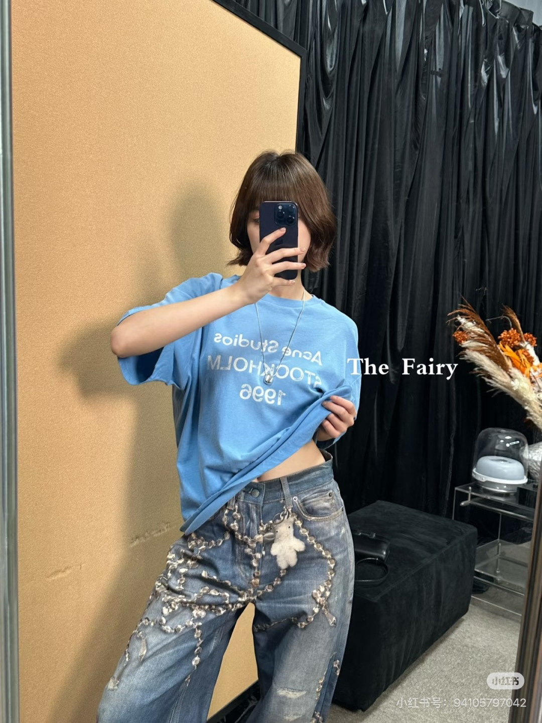 NO:839058,The loose shoulder design (Relaxed Fit) is not tight and does not cling to the flesh. It is a flesh-covering tool that hides arm fat and belly fat. It is extremely friendly to apple-shaped and pear-shaped figures.19860909宽松落肩设计（Relaxed Fit）,不紧身、不贴肉 遮肉神器隐藏手臂拜拜肉、肚子赘肉,对苹果型、梨型身材极度友好,,,Women's clothing