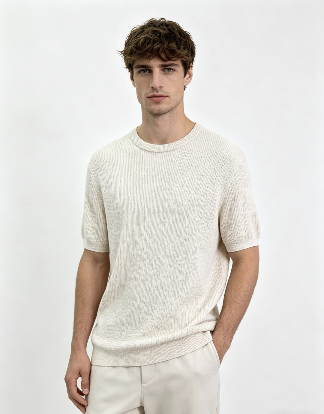 NO:824361,Official website model upper body picture,,19860909官网模特上身图,,,Women's clothing