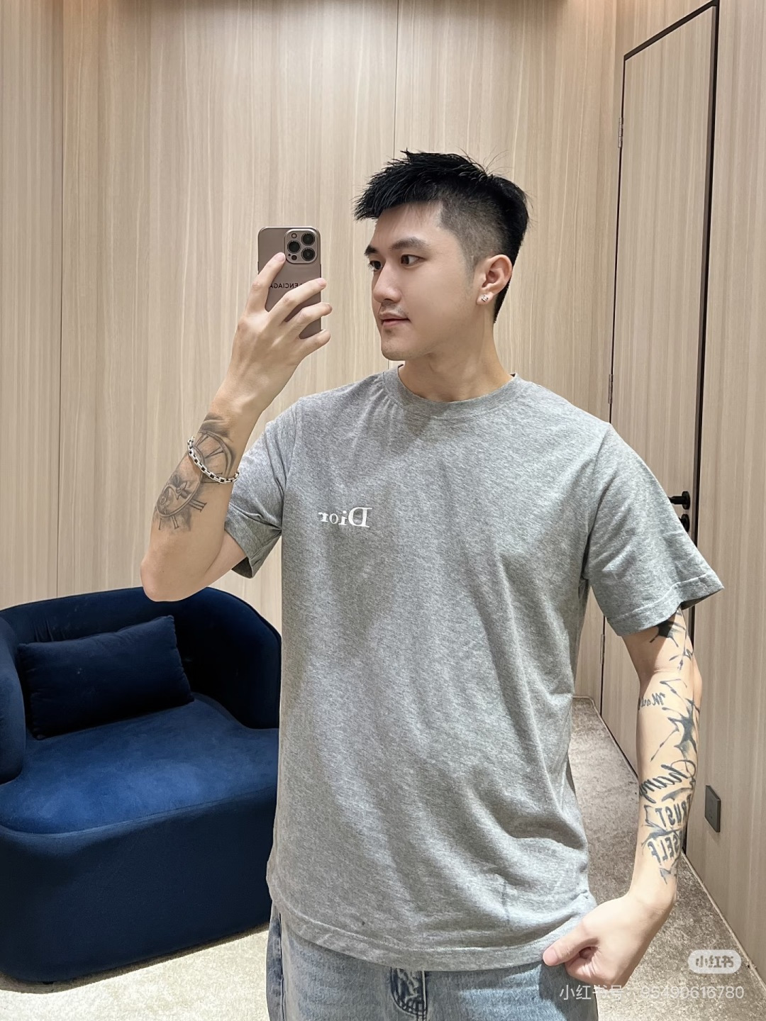 NO:827910,The essence of old money style has never been deliberate publicity, but the quiet high-end sense of fabrics, details and styles.19860909老钱风的精髓,从来都不是刻意的张扬 而是面料、细节与版型的不动声色的高级感,,,Women's clothing