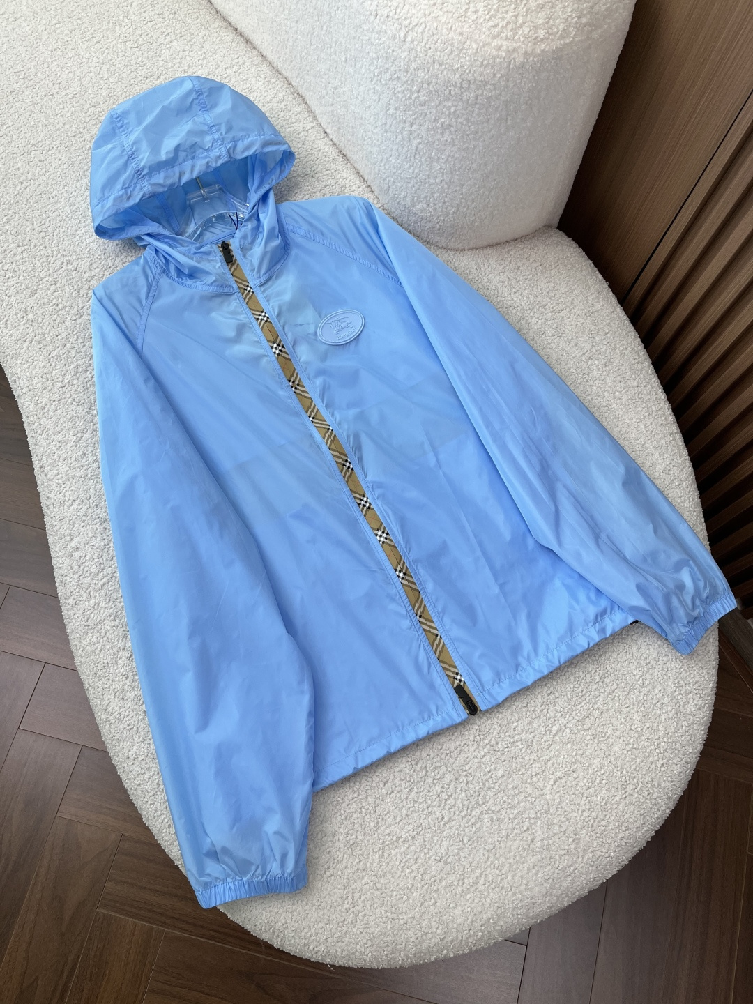 NO:833147,Refreshing blue, low saturation haze blue, whitening without picking skin, matching shorts and sweatpants will give you a youthful look,,shorts,19860909清爽蓝低饱和雾霾蓝,显白不挑皮,搭短裤、运动裤都少年感拉满,,shorts,,Women's clothing