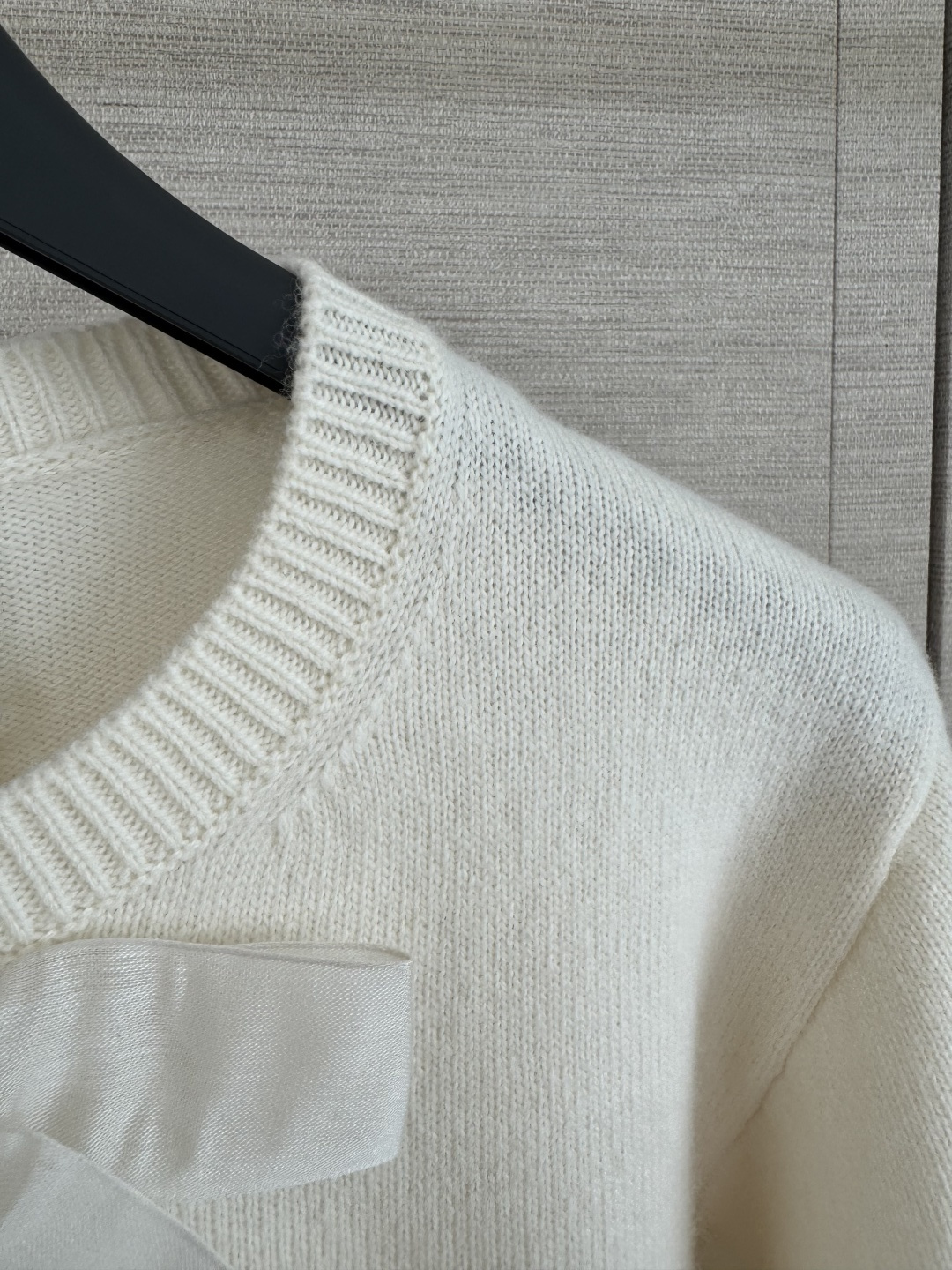 디올 여성 니트 131672 Dior Knit 썸네일 이미지
