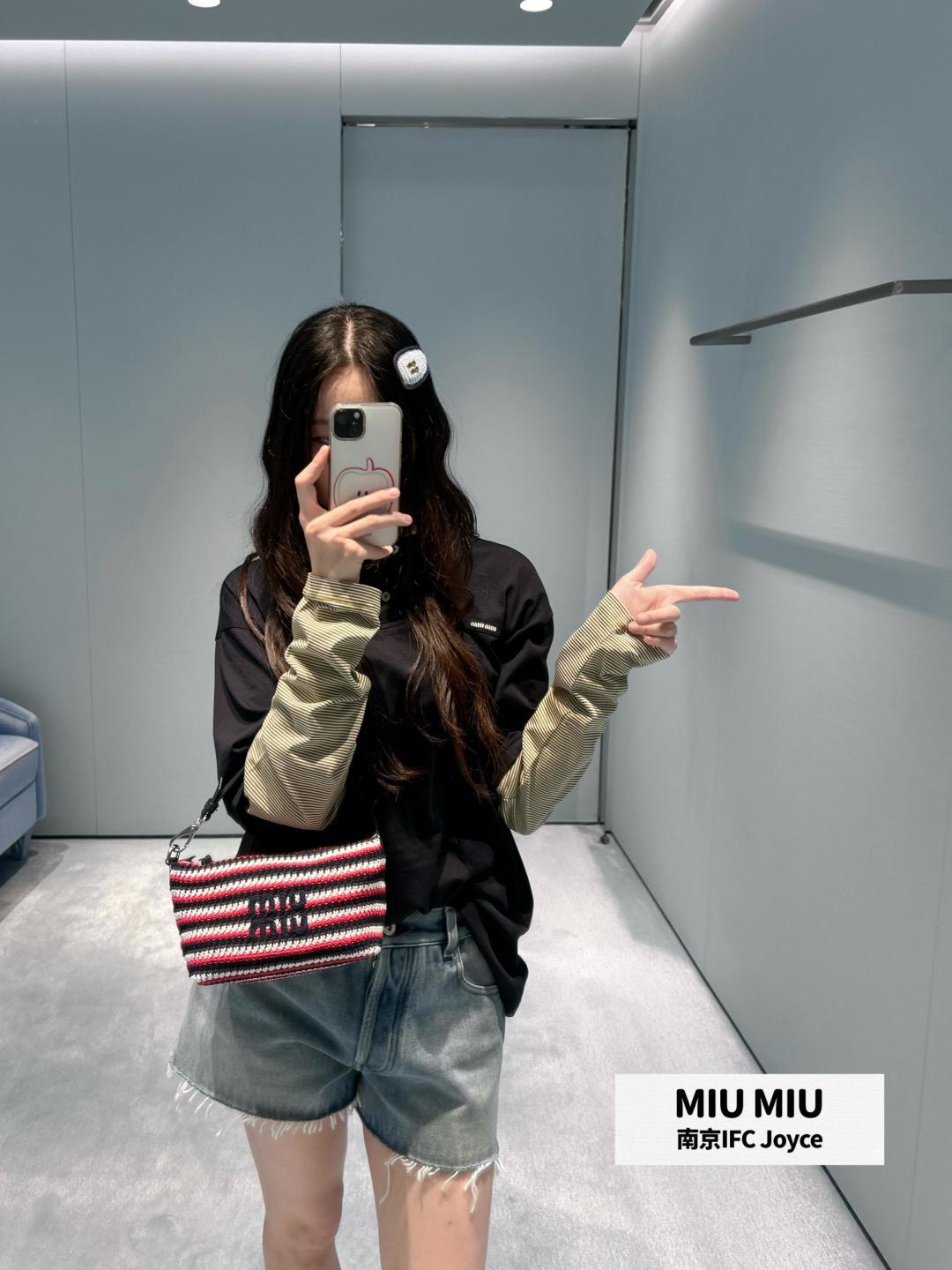 미우미우 여성 긴팔 143117 Miu Miu Long Sleeve 상세 이미지 5