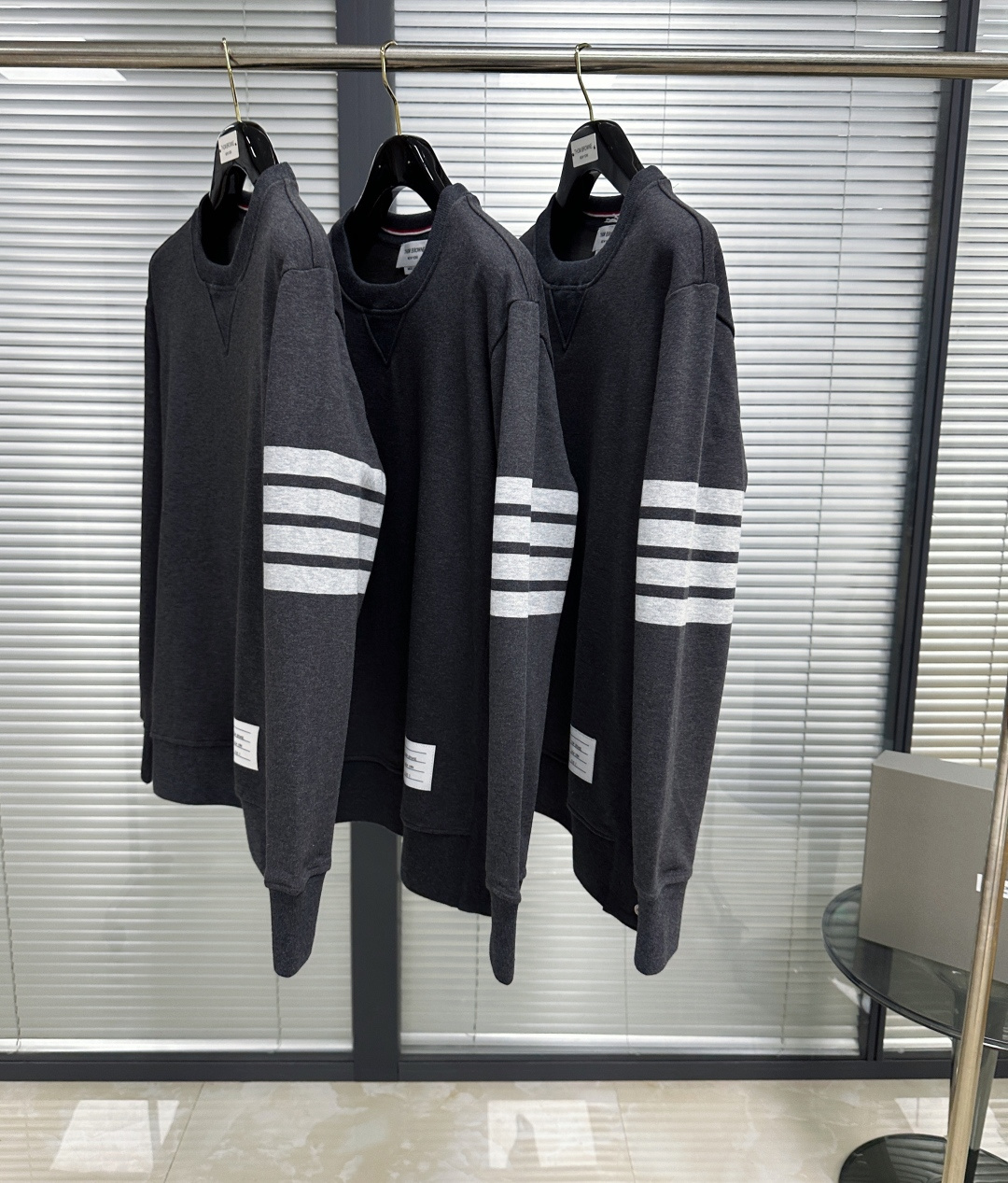 톰브라운 여성 긴팔 143001 Thom Browne Long Sleeve 상세 이미지 5