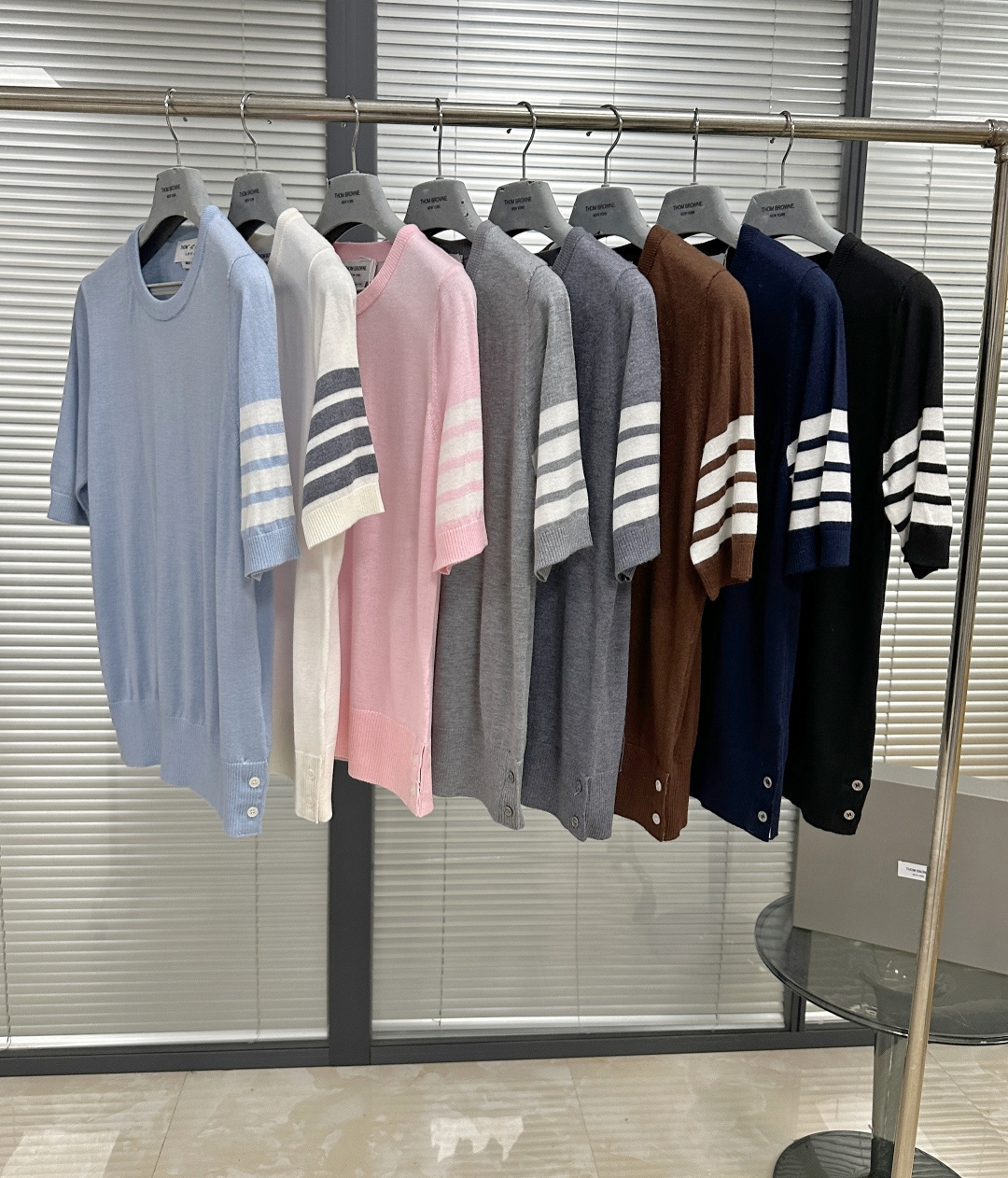 톰브라운 여성 반팔 126367 Thom Browne T Shirt 썸네일 이미지