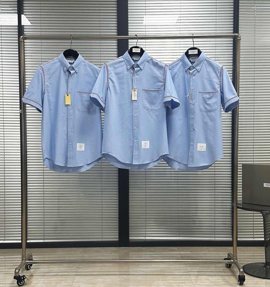 톰브라운 남성 반팔 50625