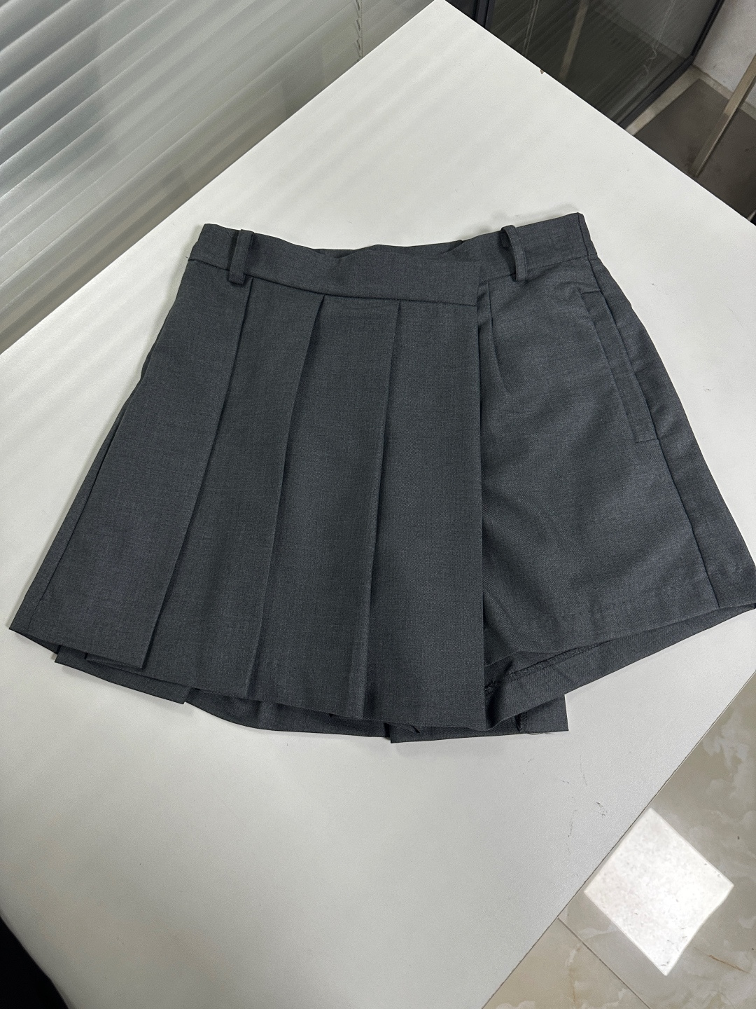 톰브라운 여성 바지 126364 Thom Browne Pants 썸네일 이미지