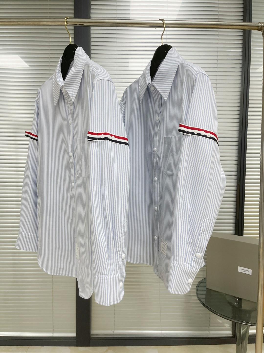 톰브라운 남성 긴팔 126288 Thom Browne Long Sleeve 썸네일 이미지