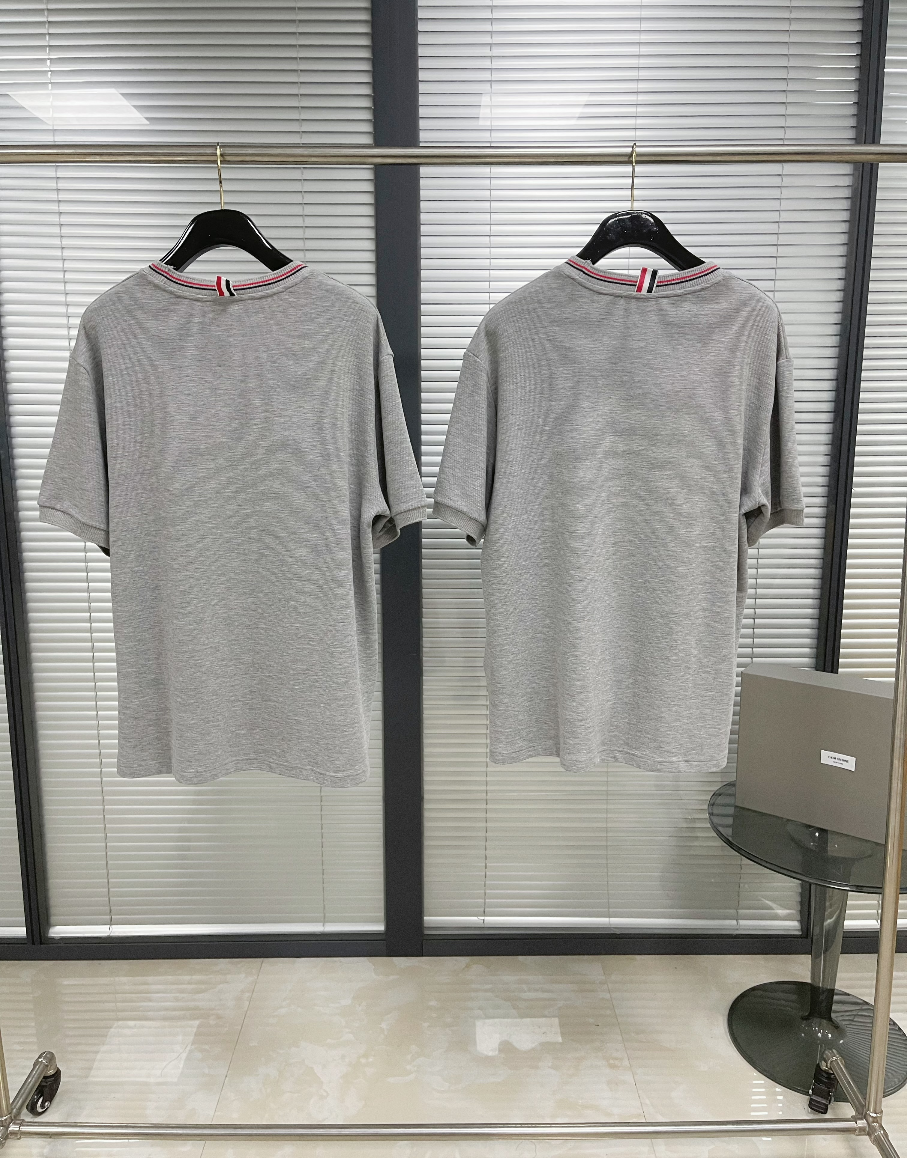 톰브라운 남성 반팔 50627 이미지 12