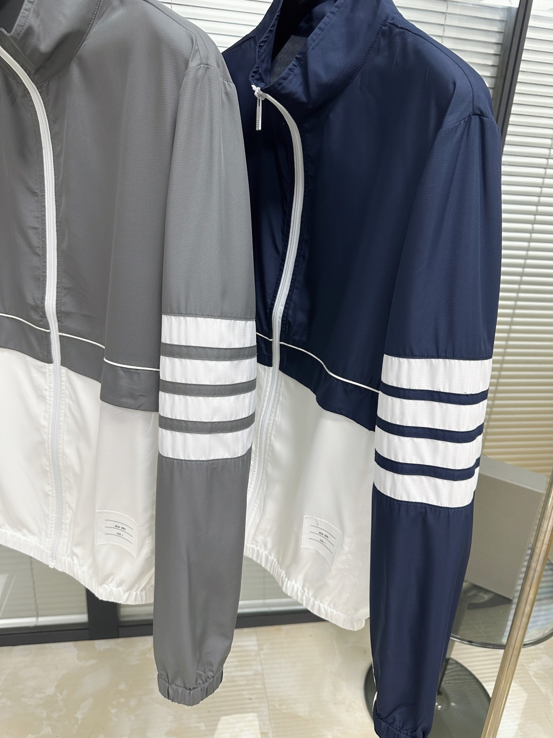 톰브라운 남성 자켓 126282 Thom Browne Jacket 썸네일 이미지