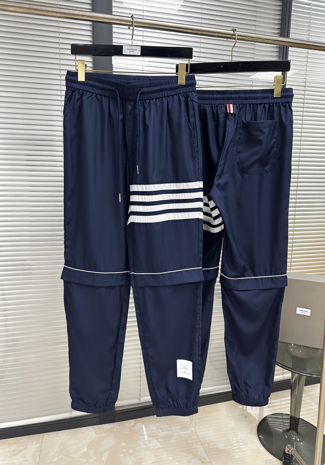 톰브라운 남성 바지 142958 Thom Browne Pants 상세 이미지 3