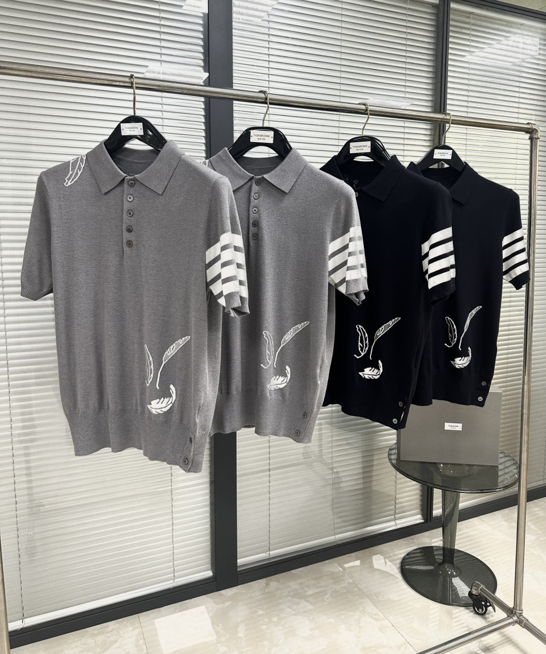 톰브라운 남성 반팔 126251 Thom Browne T Shirt 썸네일 이미지