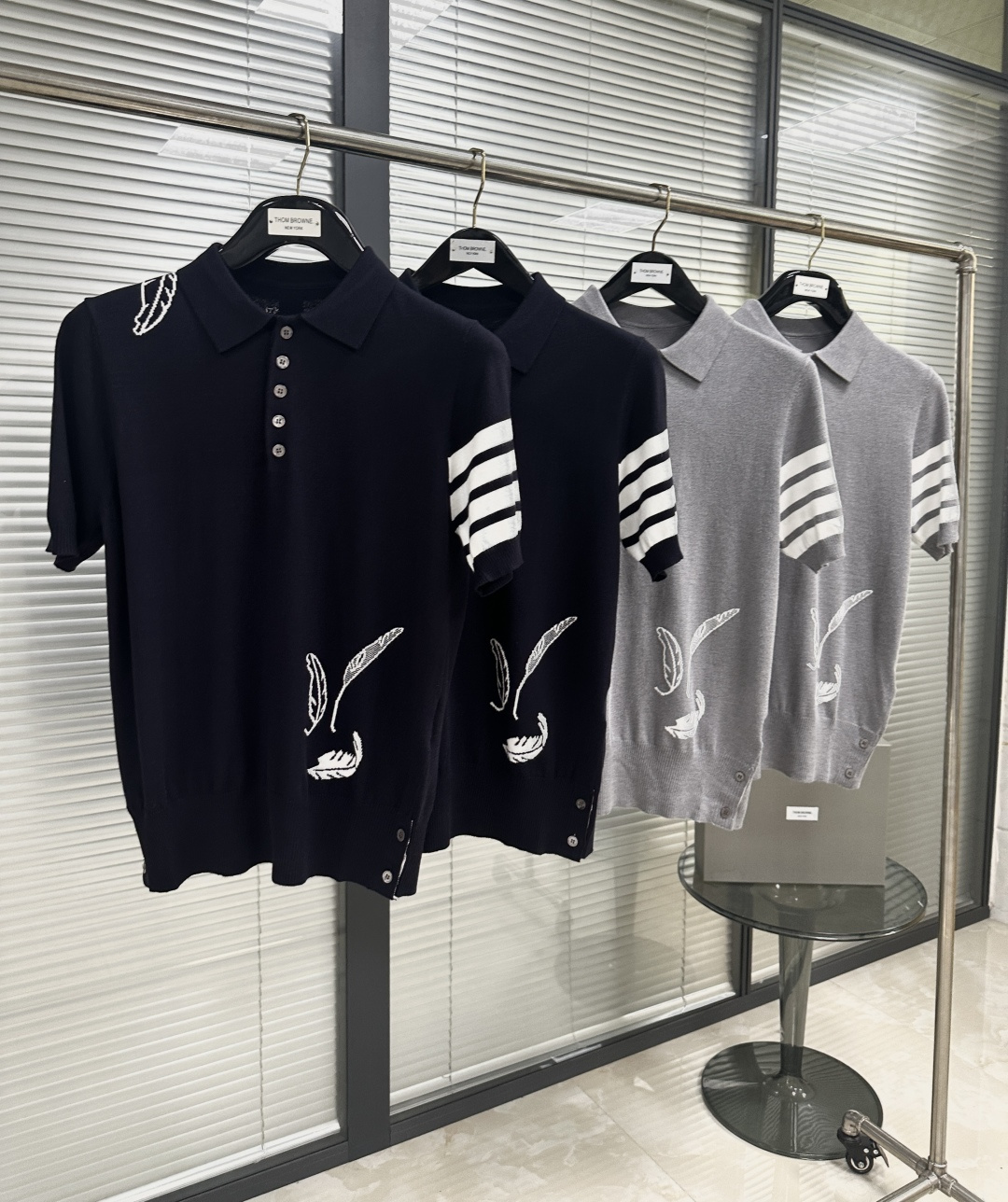 톰브라운 남성 반팔 126251 Thom Browne T Shirt 썸네일 이미지