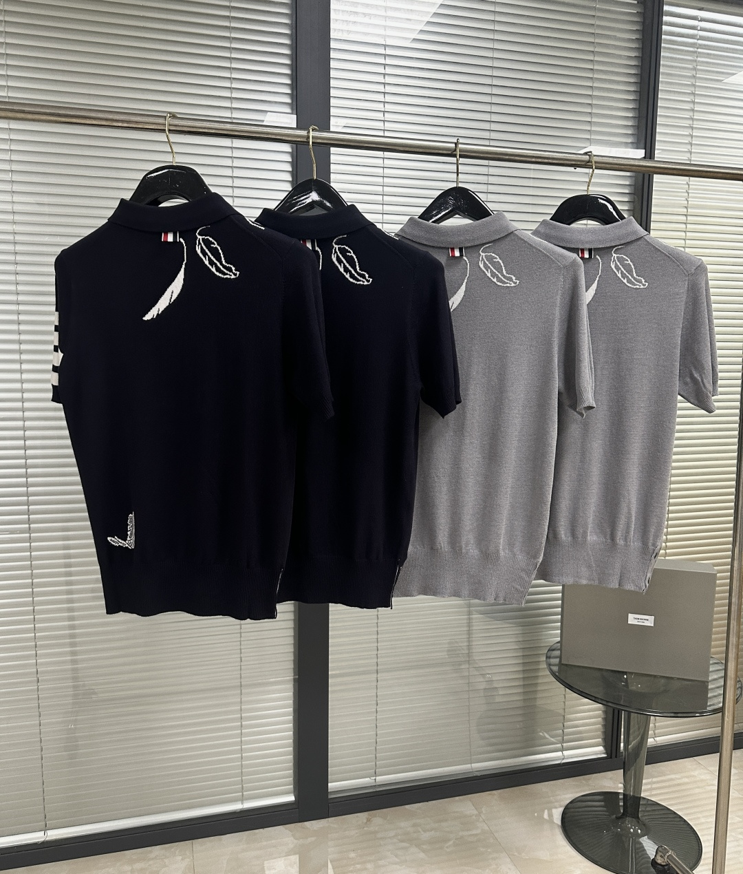 톰브라운 남성 반팔 126251 Thom Browne T Shirt 썸네일 이미지