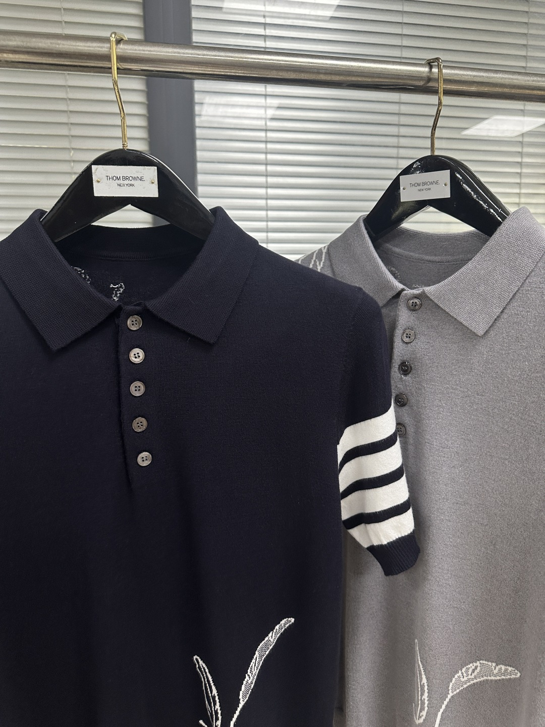 톰브라운 남성 반팔 126251 Thom Browne T Shirt 썸네일 이미지