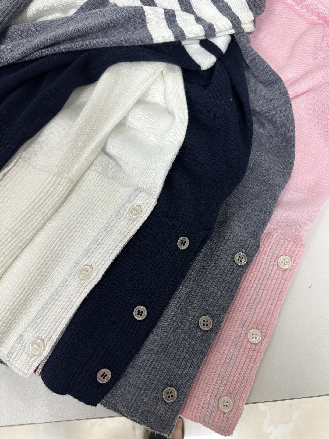 톰브라운 여성 긴팔 126321 Thom Browne Long Sleeve 썸네일 이미지