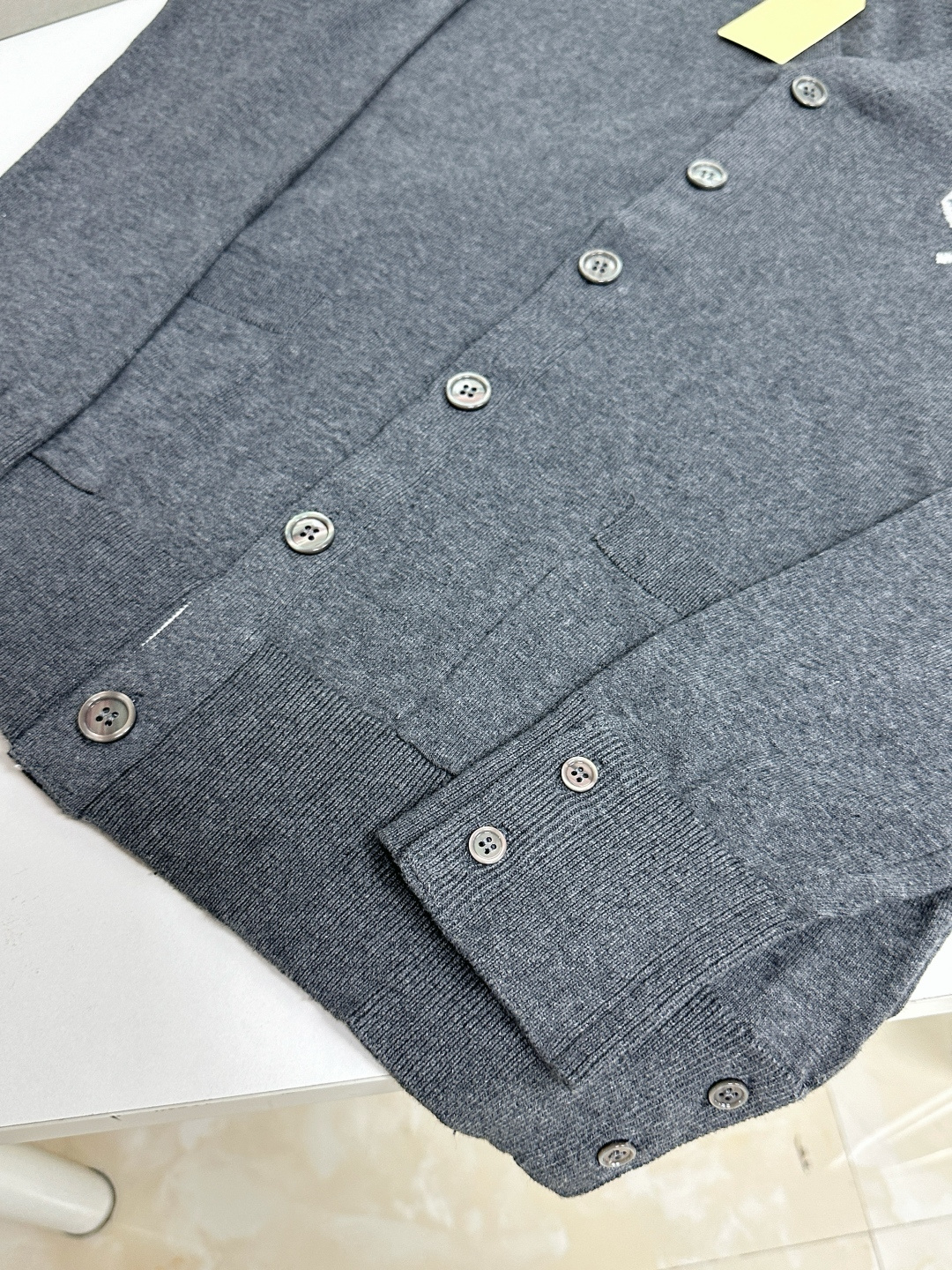 톰브라운 남성 가디건 126355 Thom Browne Cardigan 썸네일 이미지