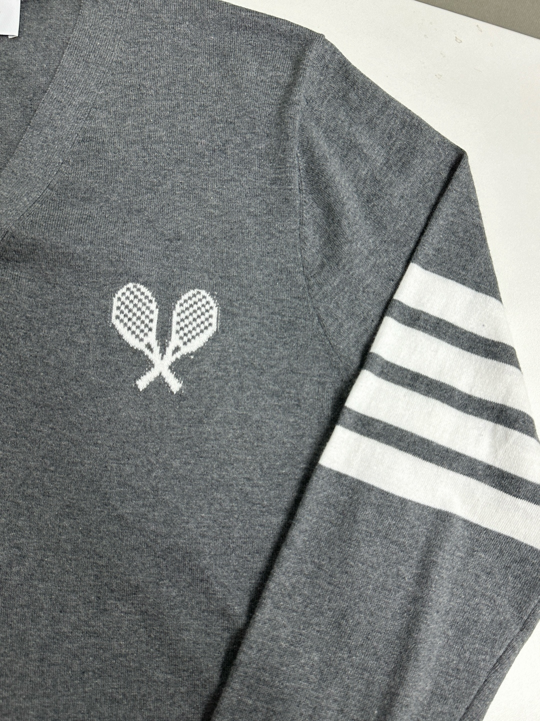 톰브라운 남성 가디건 126355 Thom Browne Cardigan 썸네일 이미지