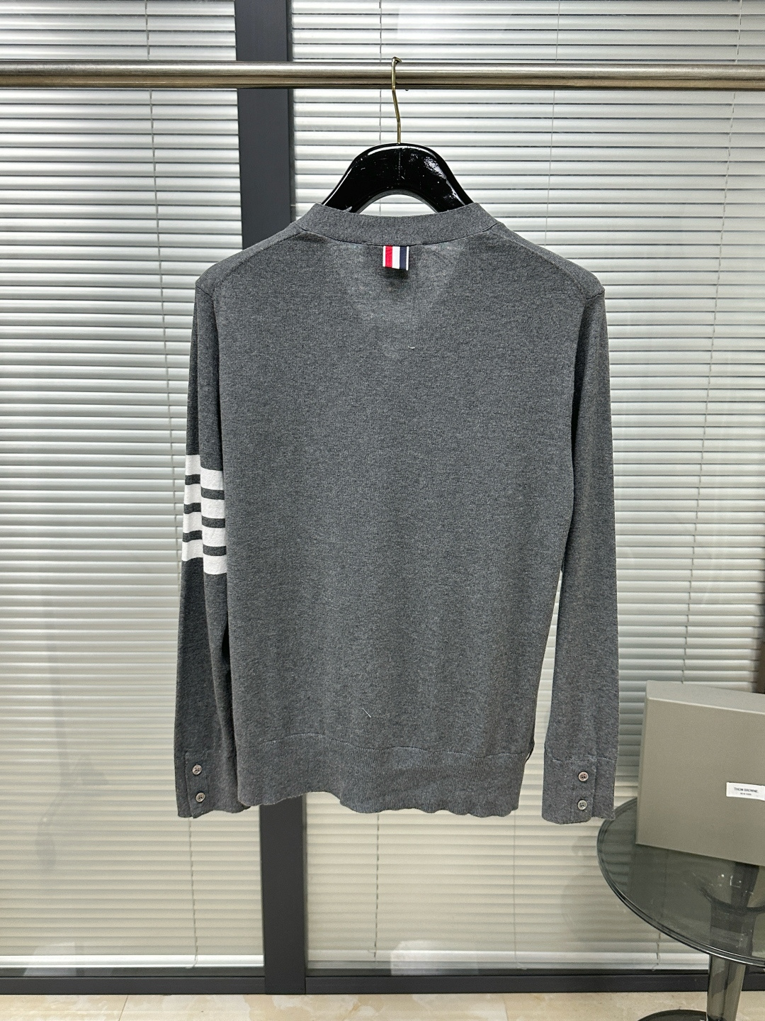 톰브라운 남성 가디건 126355 Thom Browne Cardigan 썸네일 이미지