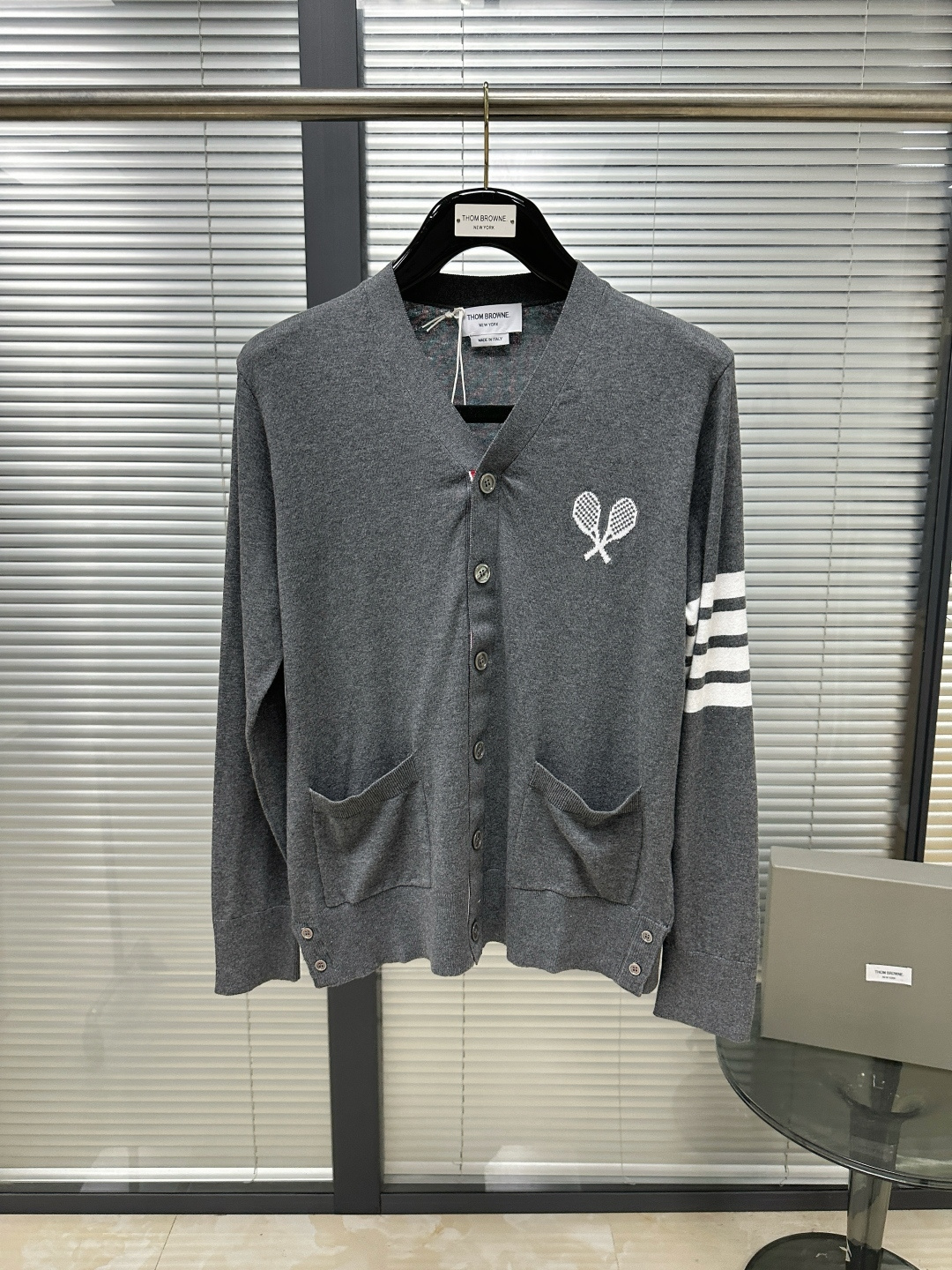 톰브라운 남성 가디건 126355 Thom Browne Cardigan