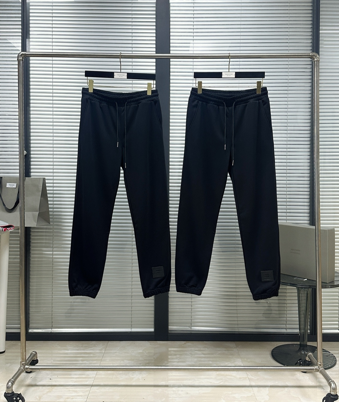 톰브라운 오버핏 남성 바지 46662