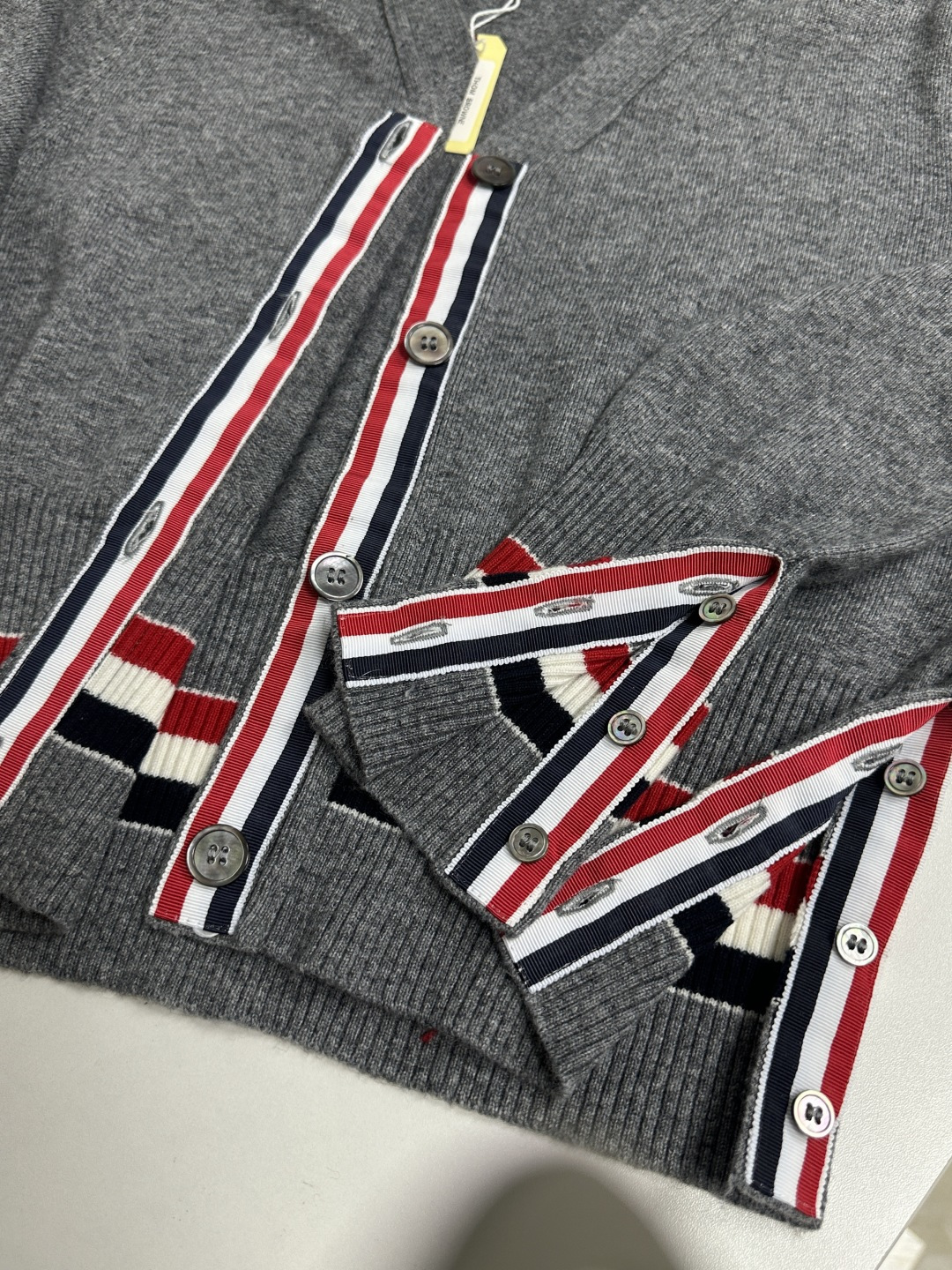 톰브라운 여성 가디건 142970 Thom Browne Cardigan 상세 이미지 6