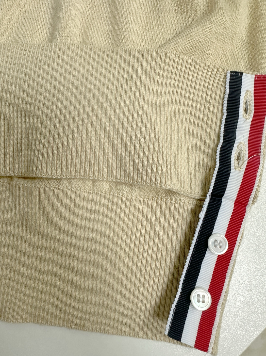 톰브라운 남성 반팔 126280 Thom Browne T Shirt 썸네일 이미지