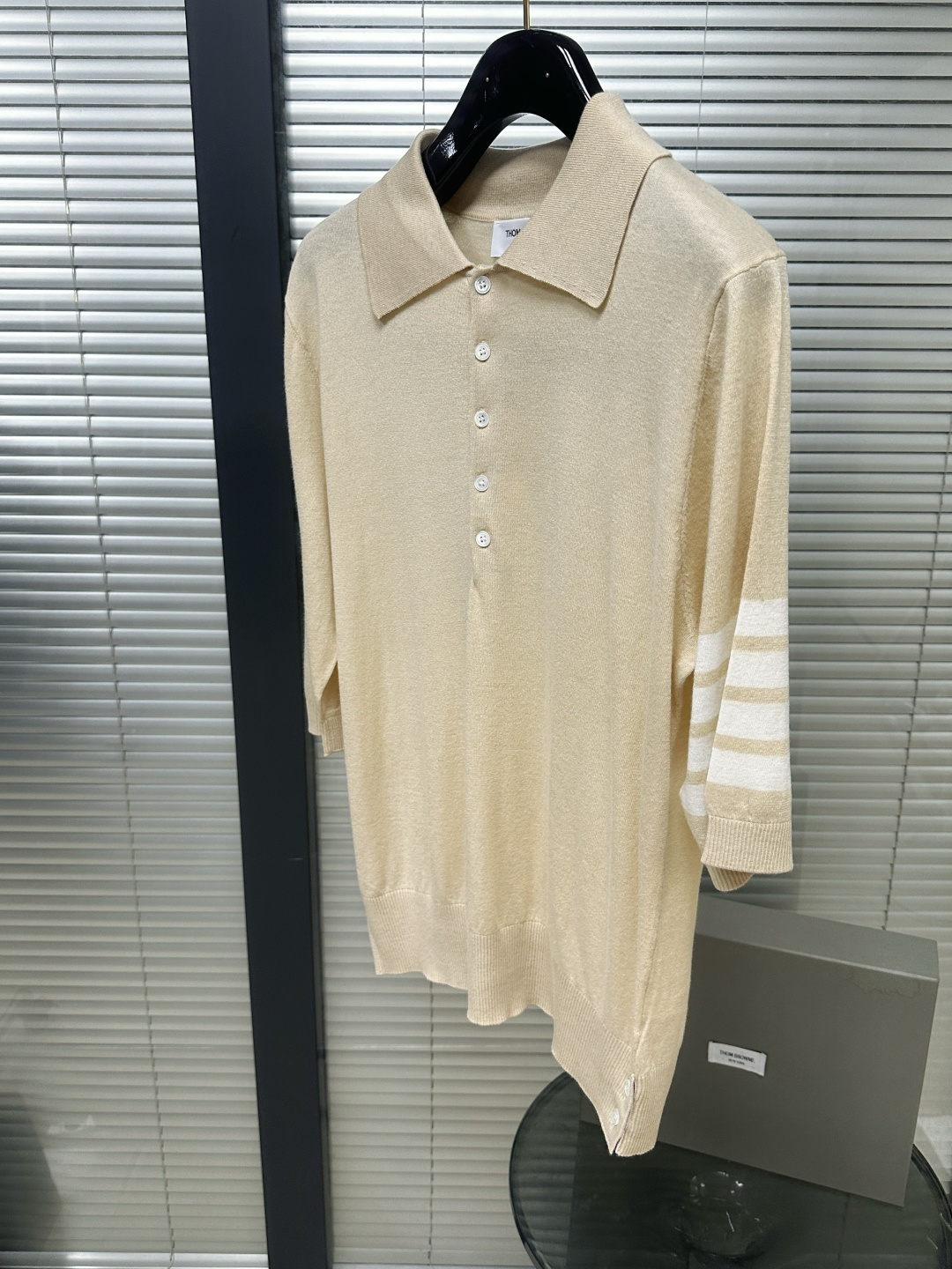 톰브라운 남성 반팔 126280 Thom Browne T Shirt 썸네일 이미지
