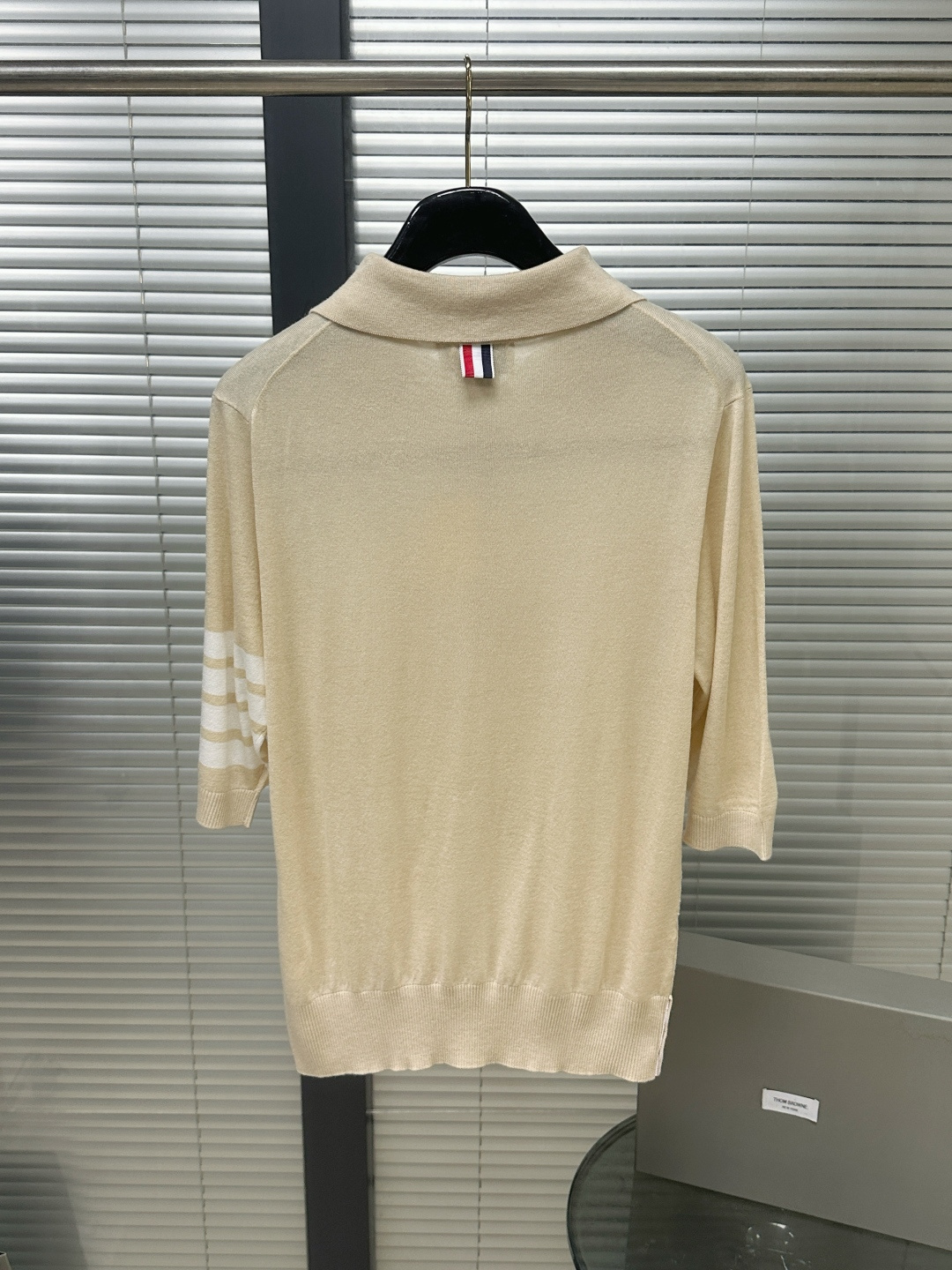톰브라운 남성 반팔 126280 Thom Browne T Shirt 썸네일 이미지