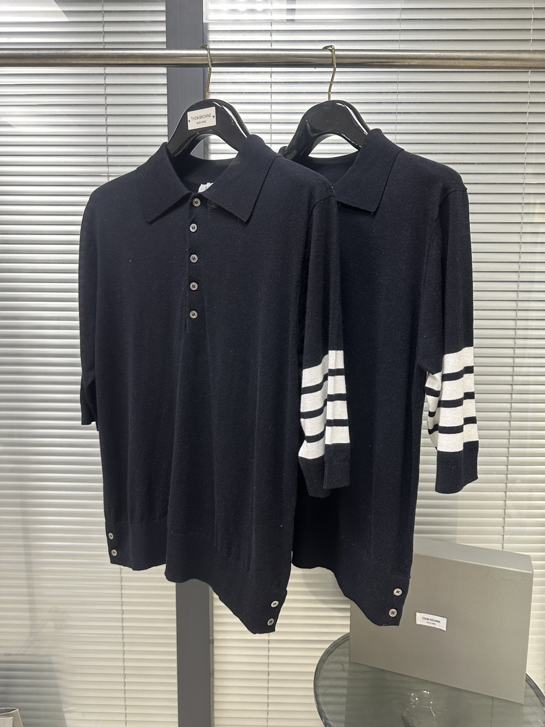 톰브라운 남성 반팔 126279 Thom Browne T Shirt 썸네일 이미지
