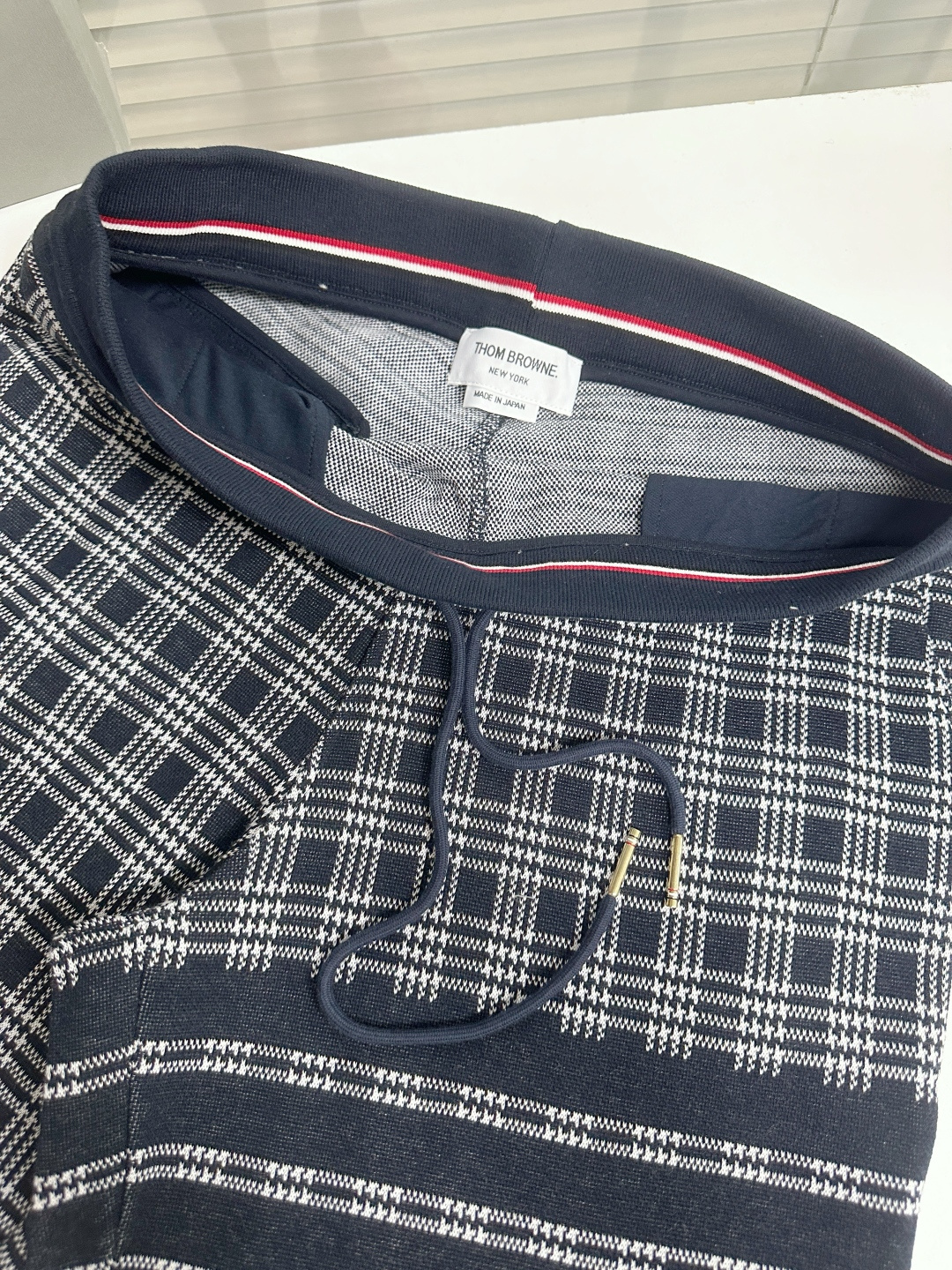 톰브라운 남성 반바지 126264 Thom Browne Shorts 썸네일 이미지