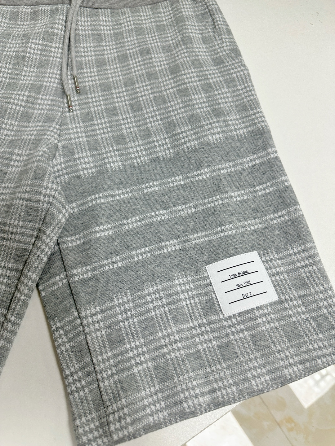 톰브라운 남성 반바지 126263 Thom Browne Shorts 썸네일 이미지