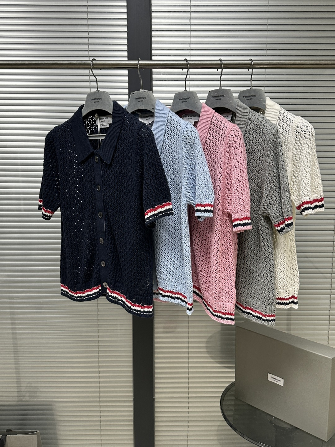 톰브라운 여성 반팔 142968 Thom Browne T Shirt 상세 이미지 4