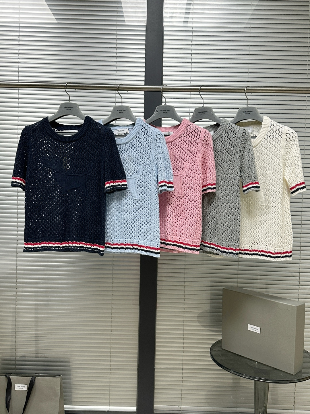 톰브라운 여성 반팔 142973 Thom Browne T Shirt 상세 이미지 2