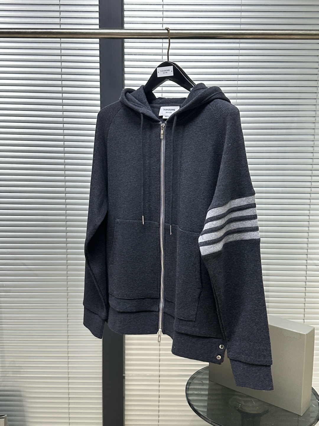 톰브라운 남성 후드 126239 Thom Browne Hoodie 썸네일 이미지
