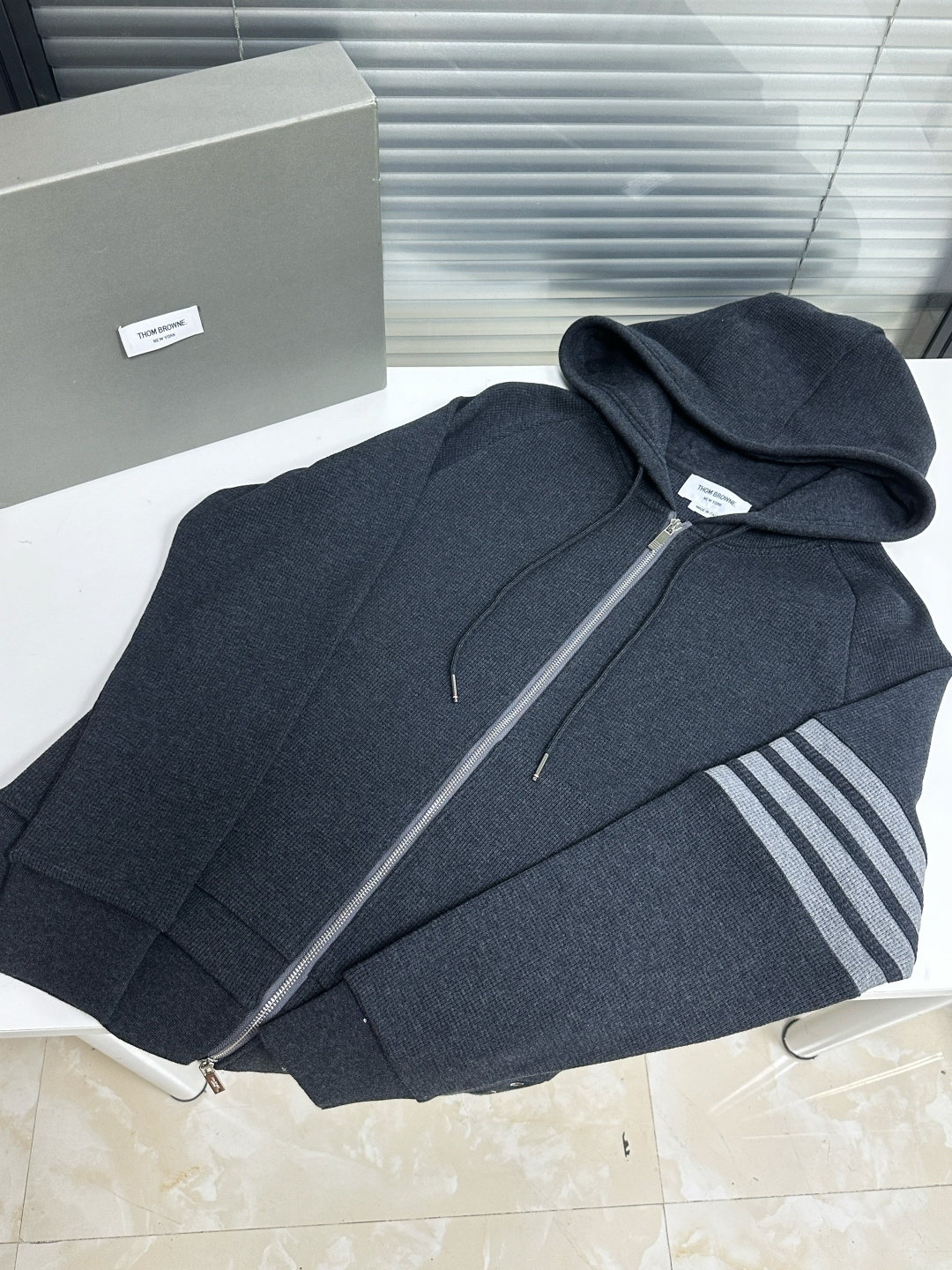 톰브라운 남성 후드 126239 Thom Browne Hoodie 썸네일 이미지