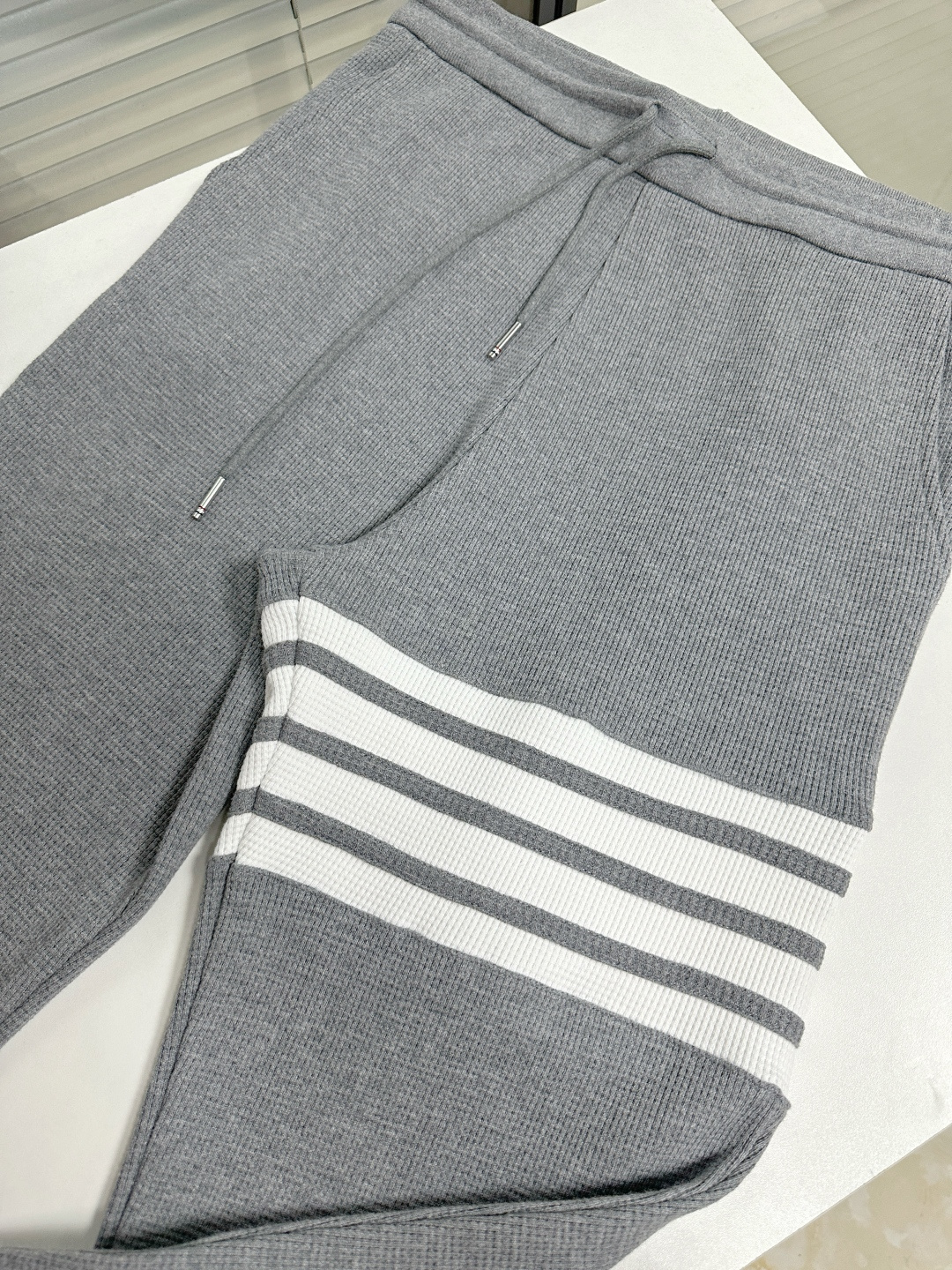 톰브라운 남성 바지 126242 Thom Browne Pants 썸네일 이미지