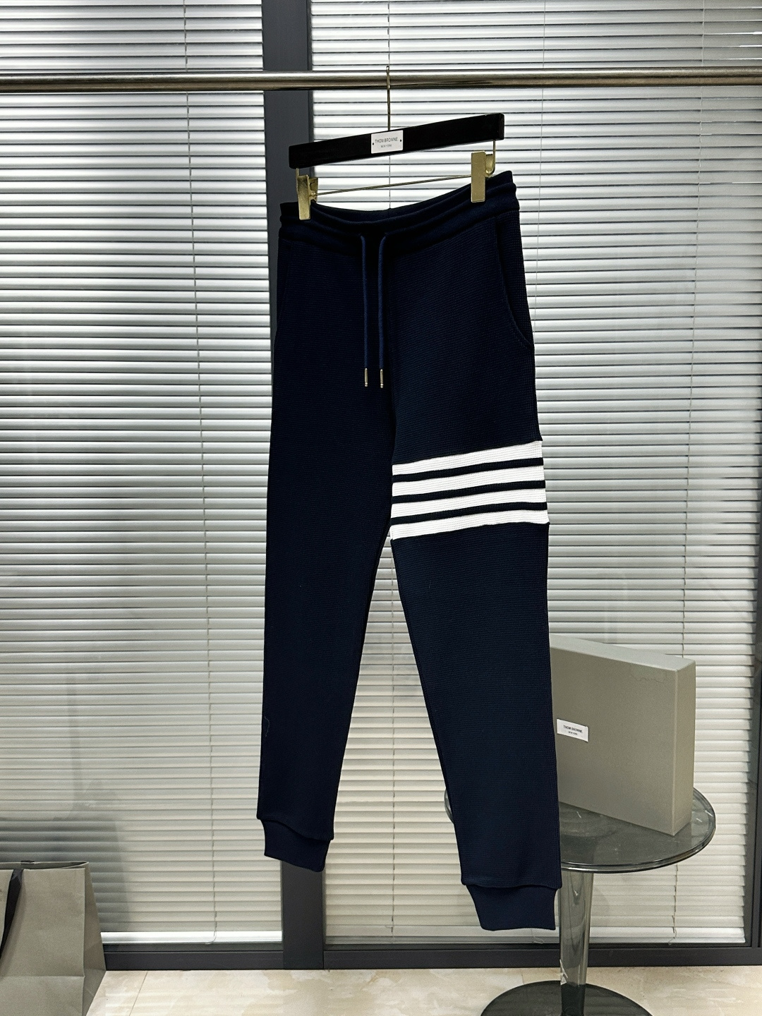 톰브라운 남성 바지 126241 Thom Browne Pants 썸네일 이미지