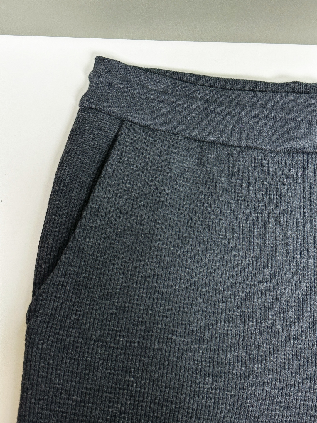 톰브라운 남성 반바지 126246 Thom Browne Shorts 썸네일 이미지