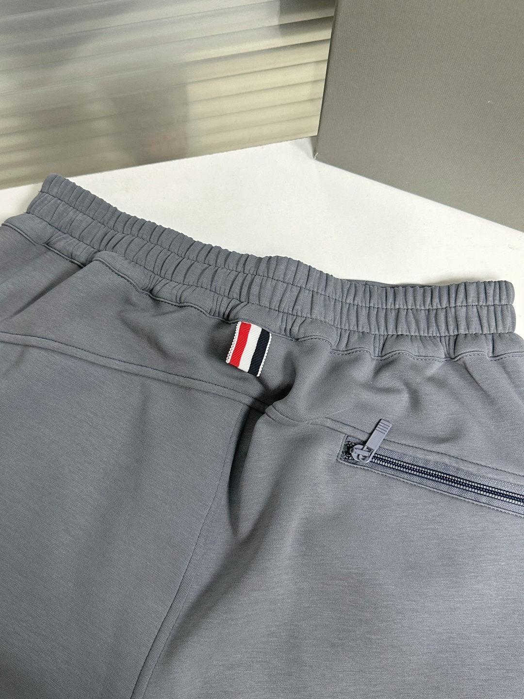 톰브라운 남성 반바지 126411 Thom Browne Shorts 썸네일 이미지