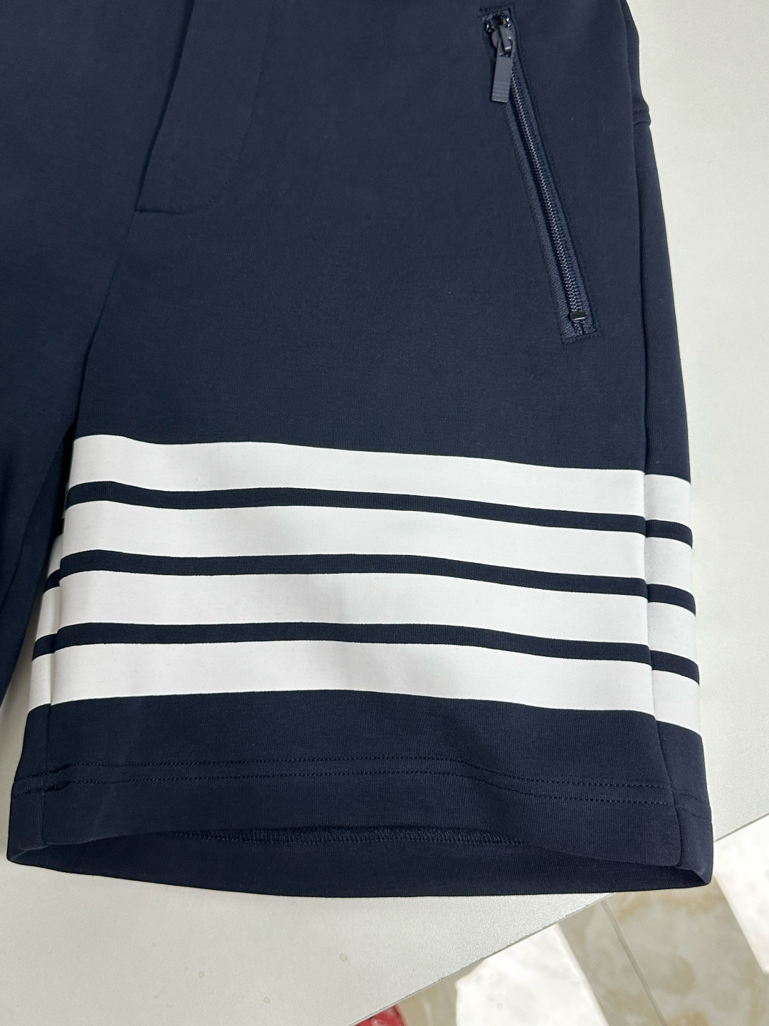 톰브라운 남성 반바지 126277 Thom Browne Shorts 썸네일 이미지