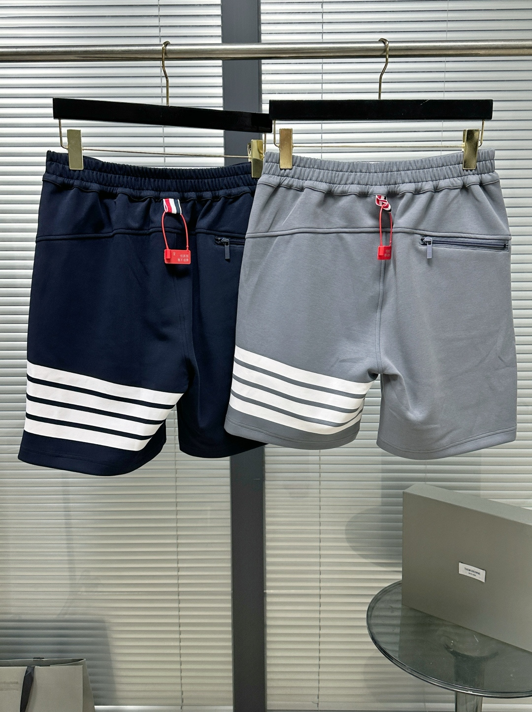톰브라운 남성 바지 142842 Thom Browne Pants 상세 이미지 3
