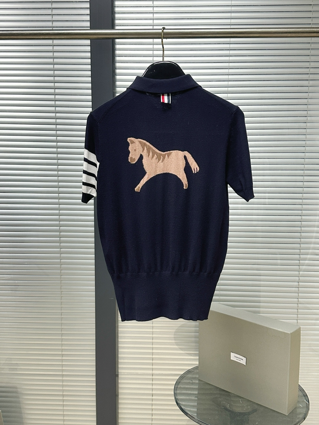 톰브라운 남성 반팔 126221 Thom Browne T Shirt 썸네일 이미지