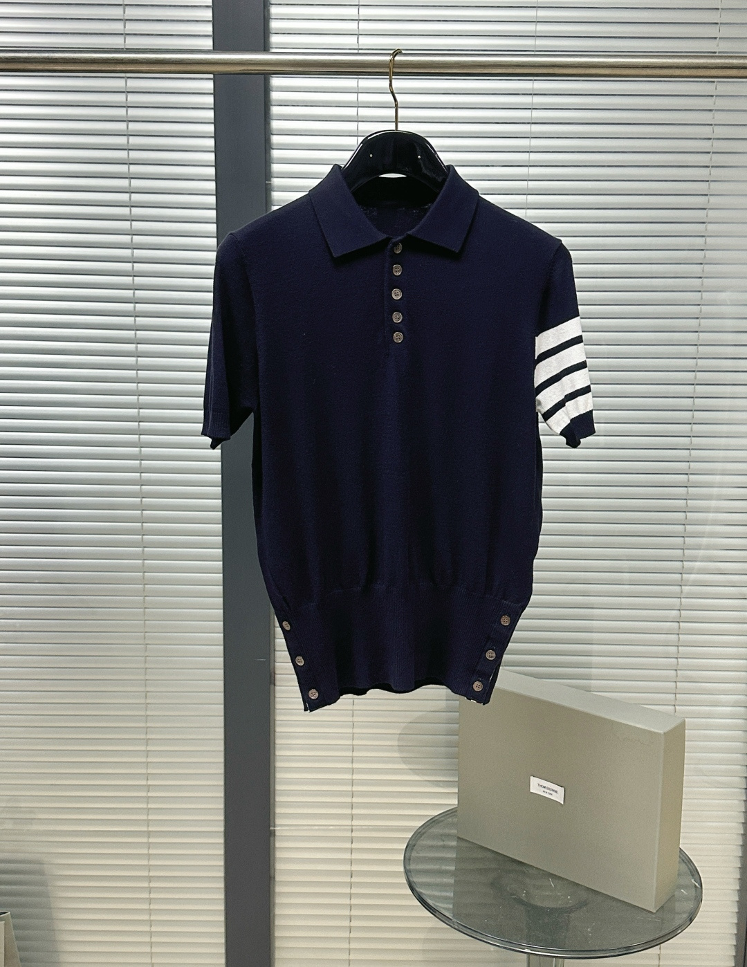 톰브라운 남성 반팔 126221 Thom Browne T Shirt 썸네일 이미지