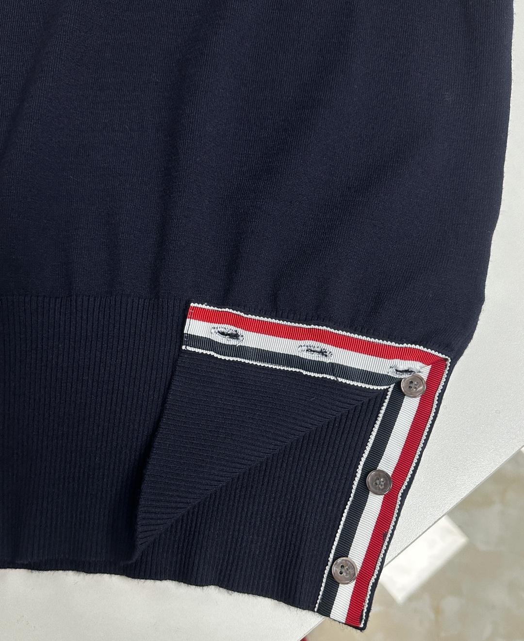 톰브라운 남성 반팔 126221 Thom Browne T Shirt 썸네일 이미지