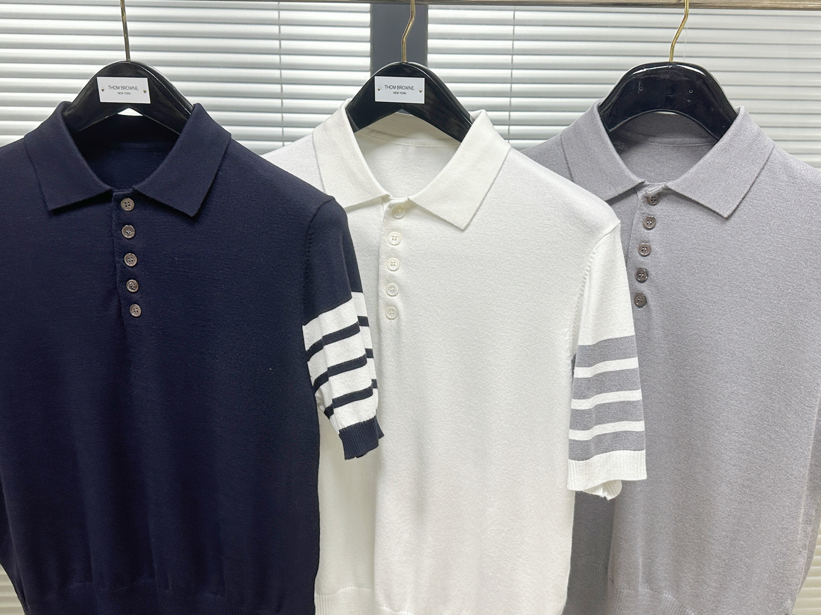 톰브라운 남성 반팔 142900 Thom Browne T Shirt 상세 이미지 12